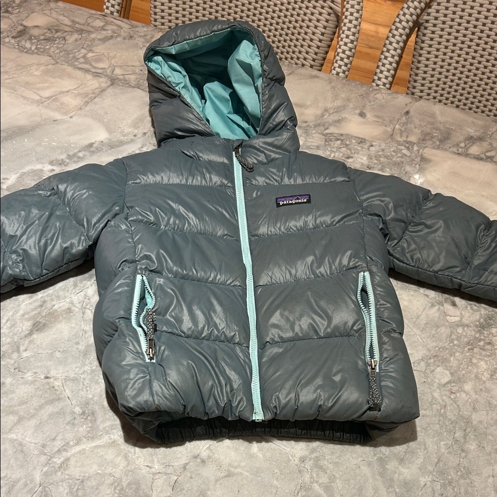 Patagonia Charcoal Puffer Jacket with Aqua Details